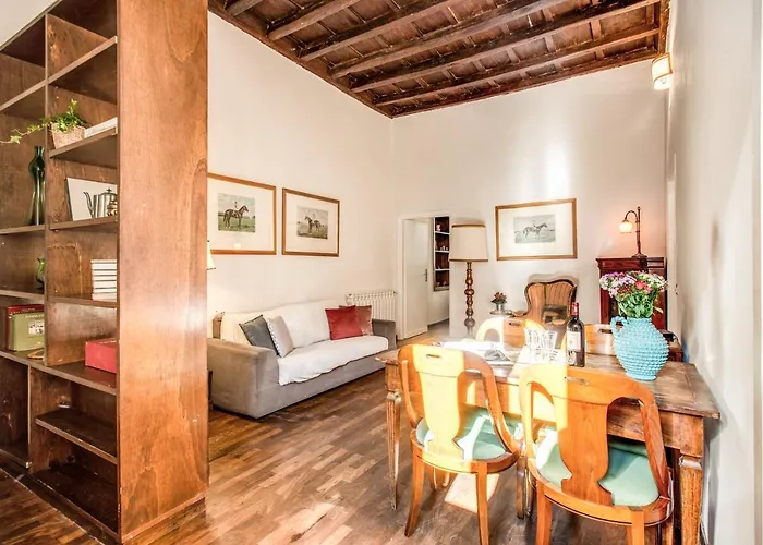 Borgo Pio Passetto Papale